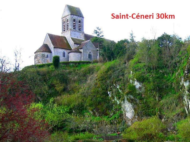 לינה וארוחת בוקר Saint-Sauveur-de-Carrouges Haras De La Croix D'Argent מראה חיצוני תמונה