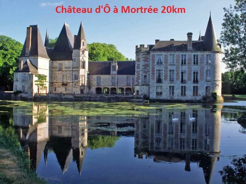 לינה וארוחת בוקר Saint-Sauveur-de-Carrouges Haras De La Croix D'Argent מראה חיצוני תמונה